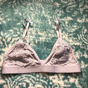 🌸Floral Applique Bralette🌸 NWOT